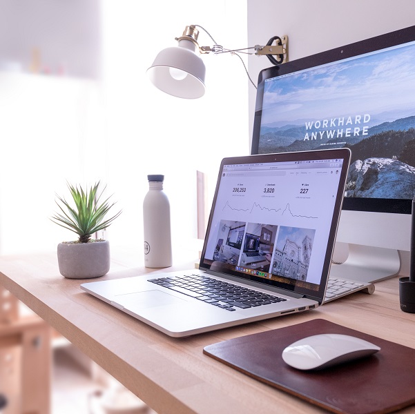 standing desk 600